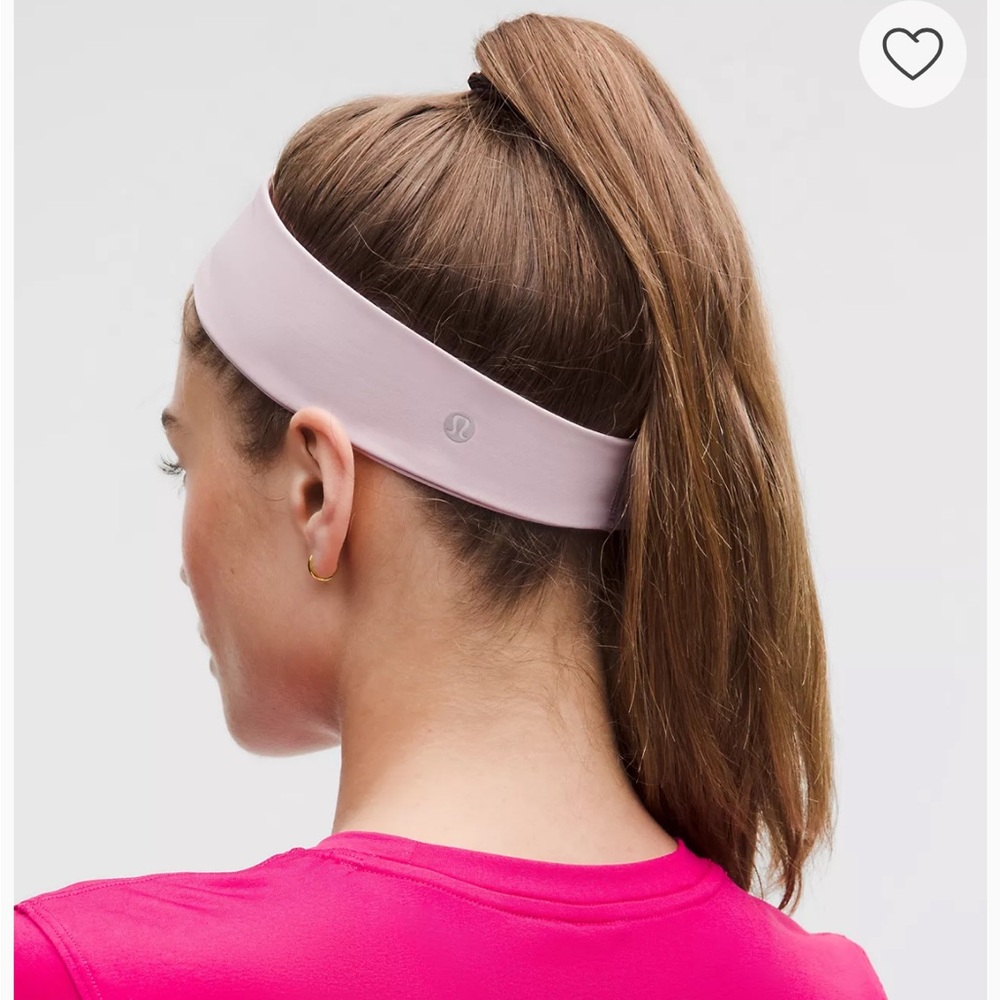 LULULEMON Luxtreme Headband Strawberry Milkshake